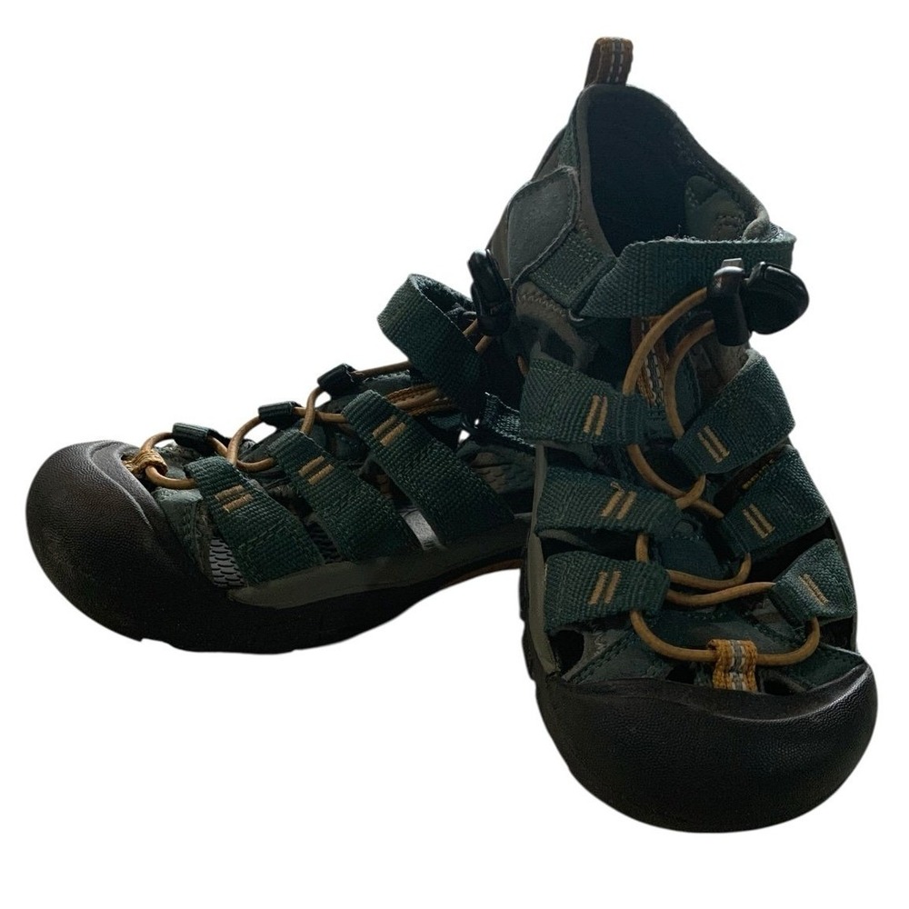 KEEN Newport H2 Sandals Kids 3 Green Water Hiking Outdoor Shoes Gorpcore 1020364